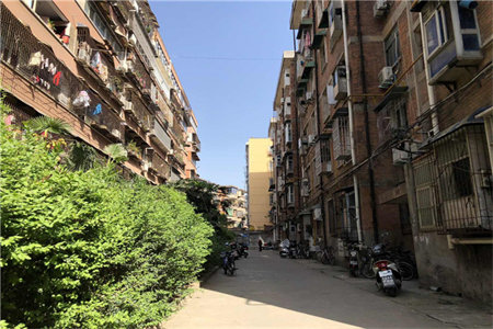 龙都书香府郡3室2厅2卫65.7万115m2出售